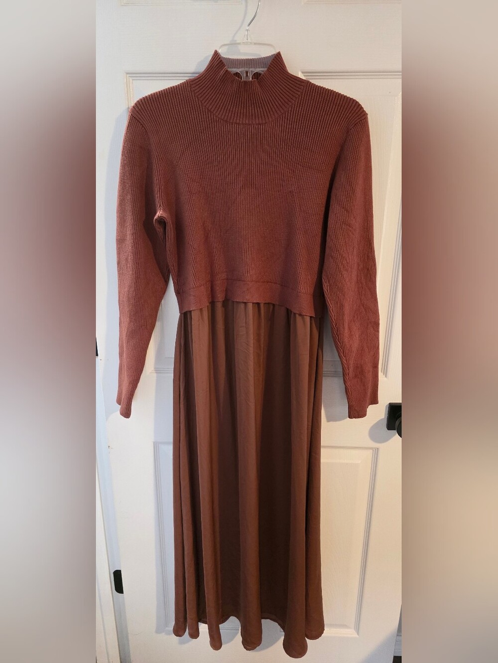 New! Tea N Rose twofer sweater dress Size Large